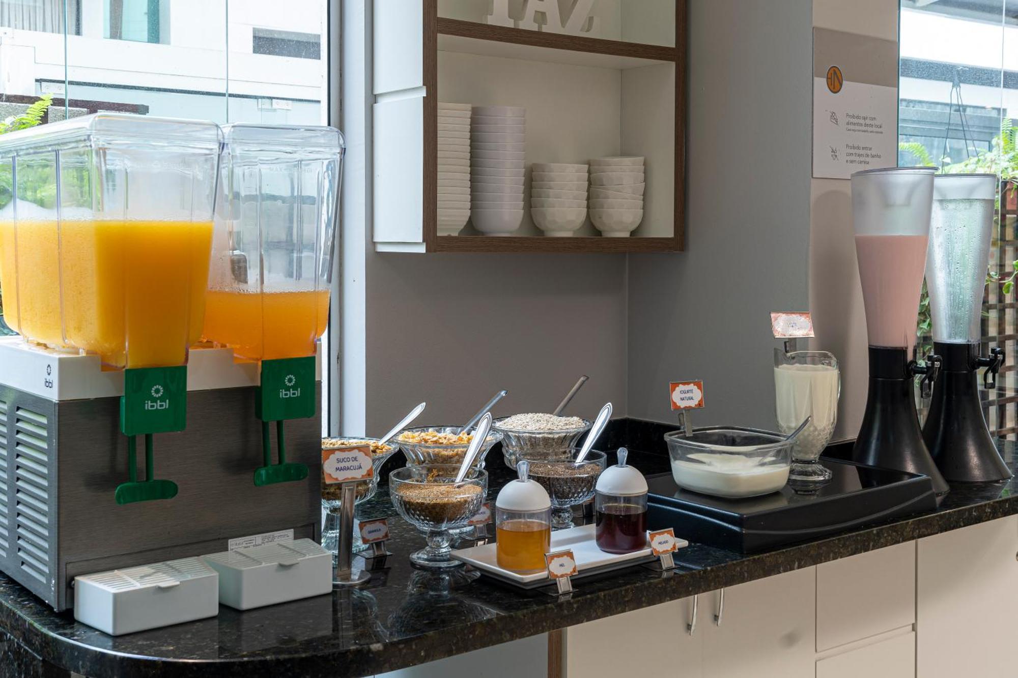 Hotel Negrini Balneário Camboriú Zewnętrze zdjęcie